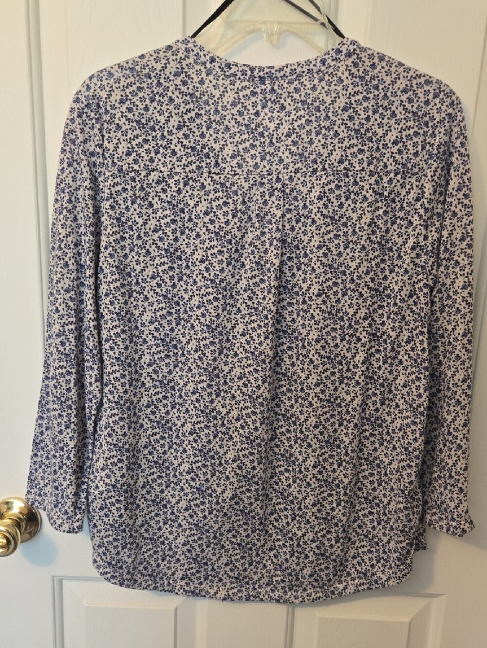 H&M White Blouse with Blue Ditsy Floral Print Size L - Picture 4 of 4